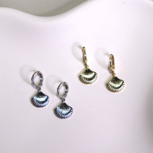 Calico Shell Huggies